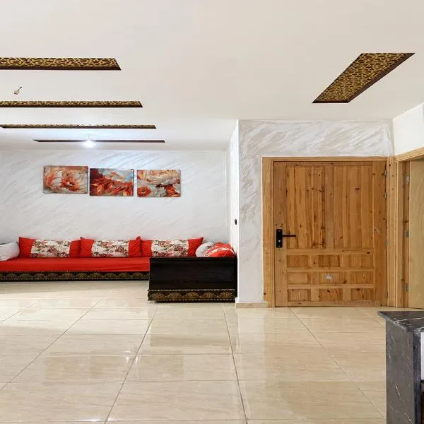 Lovely 3 Bedroom Appartement with free parking and breakfast, ξενοδοχείο στη Φεζ