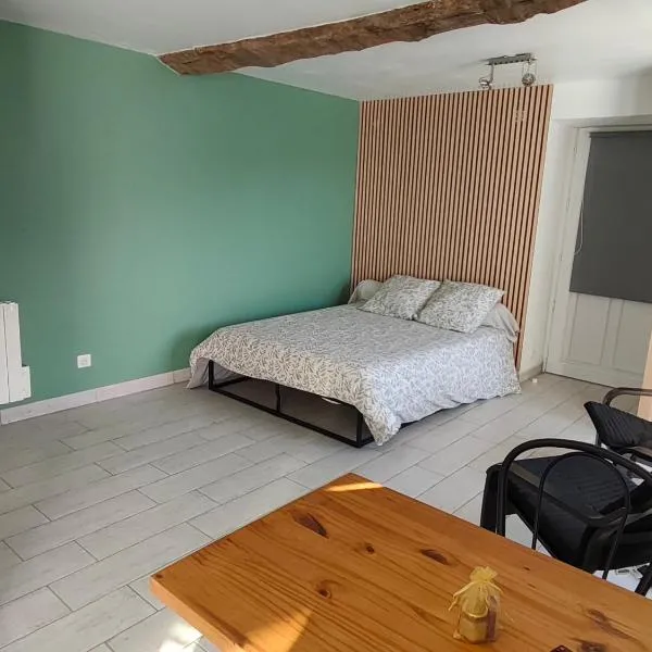 Studio Les Restanques, hotel en Montbrun-les-Bains