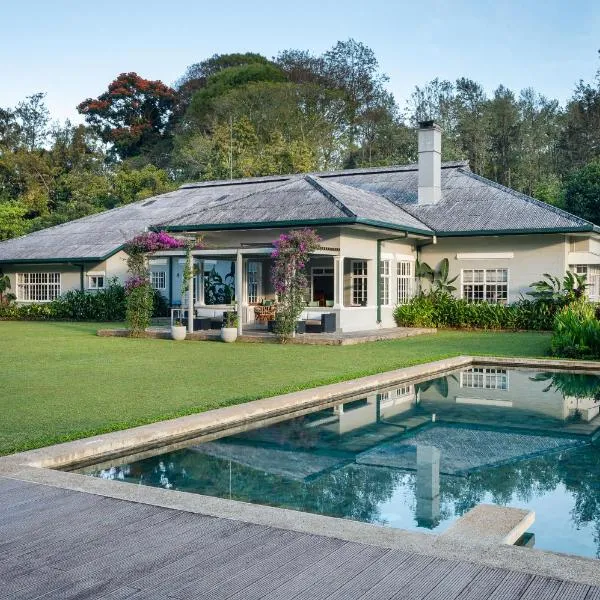 Nine Skies, hotel u gradu Ela