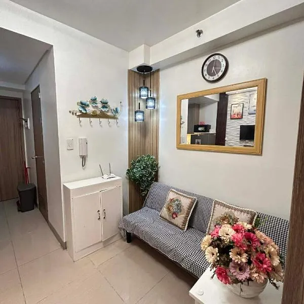 Shore 2 Residences, hótel í Manila