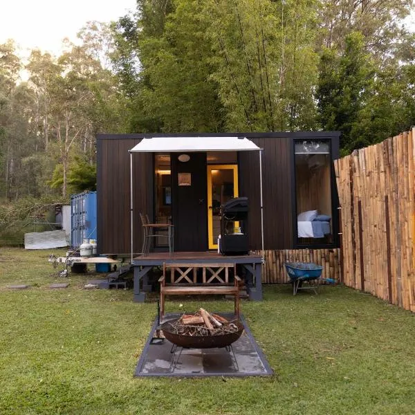 Cedar Creek Falls by Tiny Away, hotel di Mount Tamborine