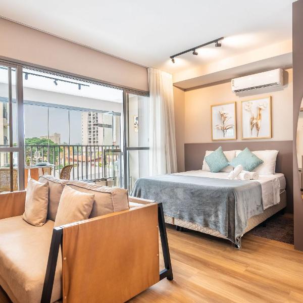 BHaus Brooklin Atmosfera | Apartamento Deluxe com Varanda | 2o andar | Academia | Lavanderia pay per use | Recepção 24h | Perto do Metrô | atm26