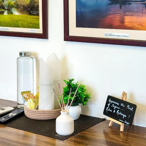 Saya's Abode - Railview Suites, отель в городе Tezpur