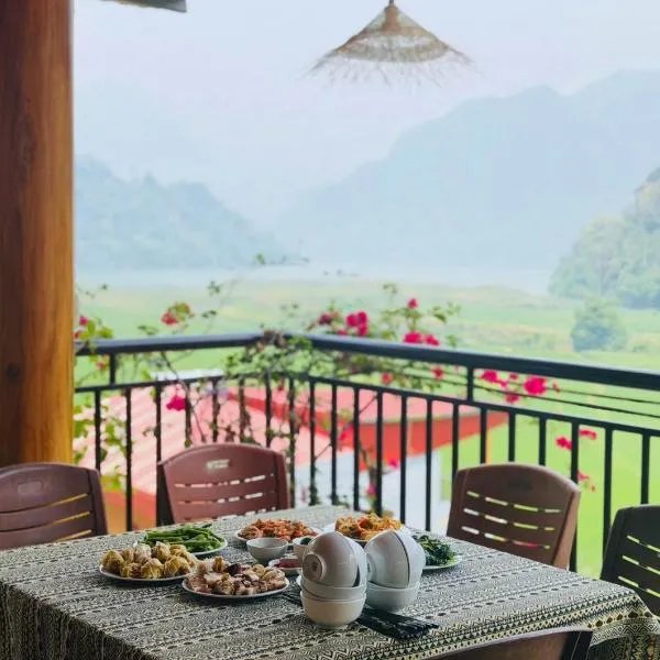 Ba Be Lake View Homestay โรงแรมในAn Ma
