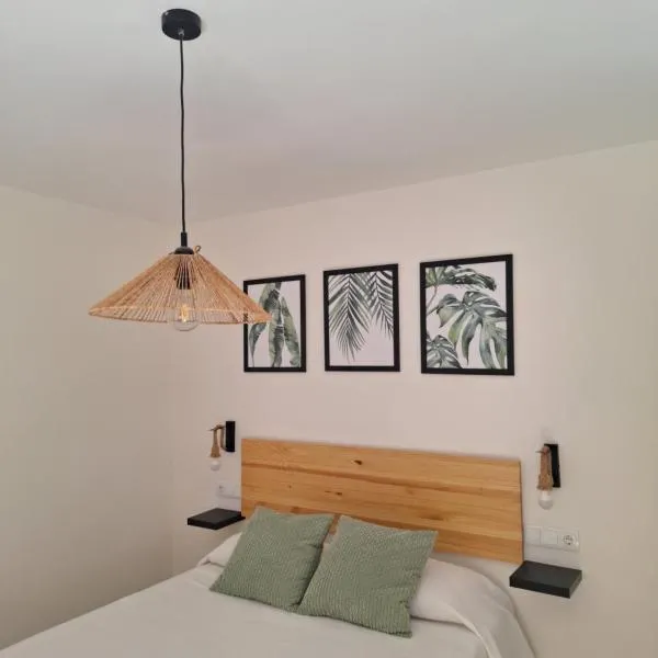 Apartamento Premium Ávila PLAZA MAYOR con PARKING โรงแรมในอาบีลา