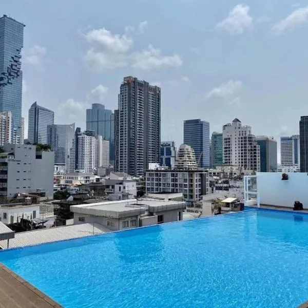 Sapphire Hotel Silom Bangkok, hotel in Bangkok