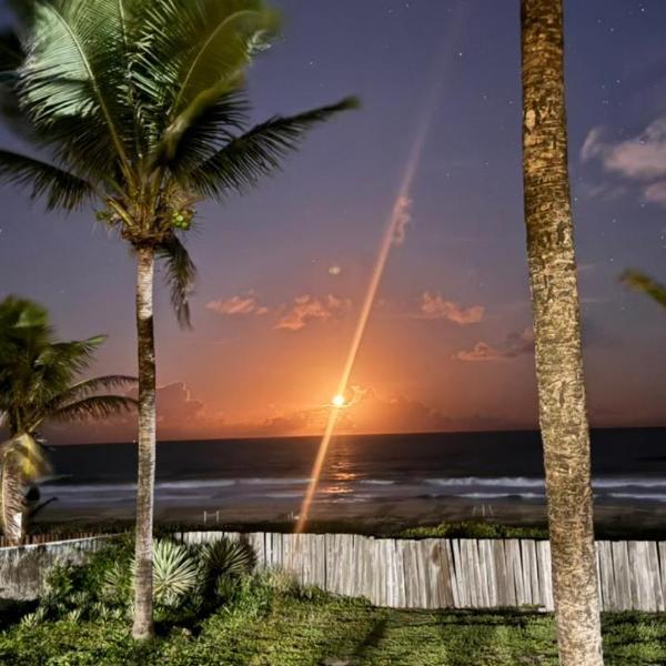 casa de frente para praia em barra do jacuipe