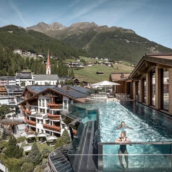 Das Central – Alpine . Luxury . Life, Hotel in Sölden