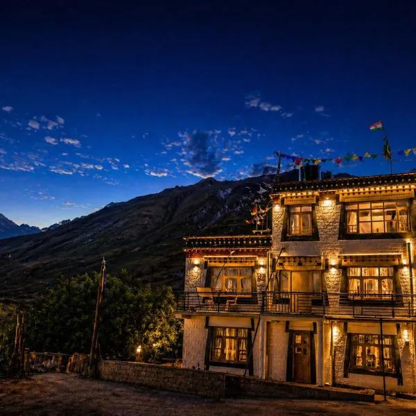 Pema's Cottage Chicham Kaza, хотел в Каза