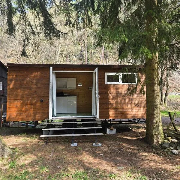 Maringotka Otavěnka na Šumavě, hotell i Dlouhá Ves