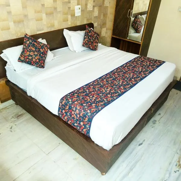 जयपुर में, होटल Grand Stays by Hotel Amisha - Near Station & Metro