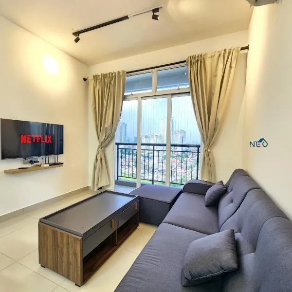 Trellis Suites by NEO near RTS CIQ, hotell i Johor Bahru