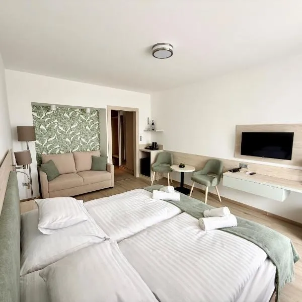 Apartman Hotel, hotel en Bük