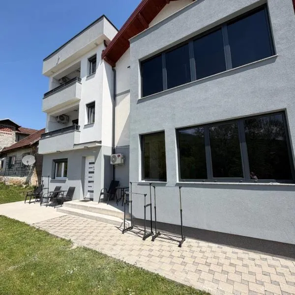 Aqua Rooms Ribnik, hotel em Gornji Ribnik