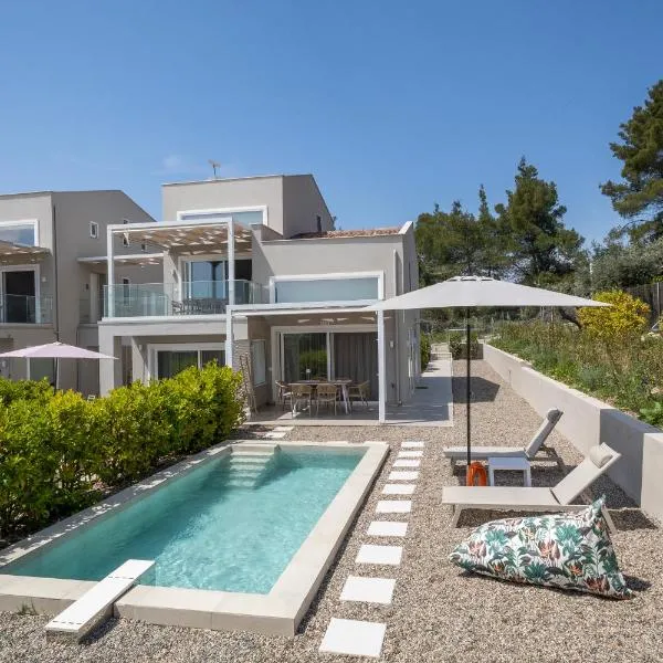 KAELA Pool Villas، فندق في آغيوس نيكولاوس
