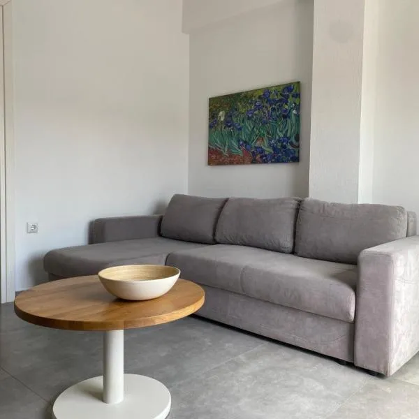 3 floor apartment Dionysos, for up to 9 guest, viešbutis mieste Ofrínion