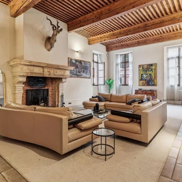 Appartement historique Annecy, hotell i Annecy
