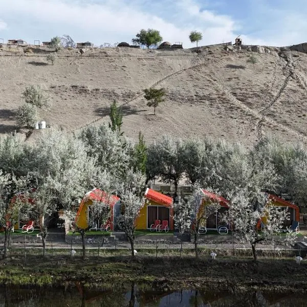 MONTAGNA PODS,Best resort in skardu , Best Guest house In skardu, hotel in Skardu