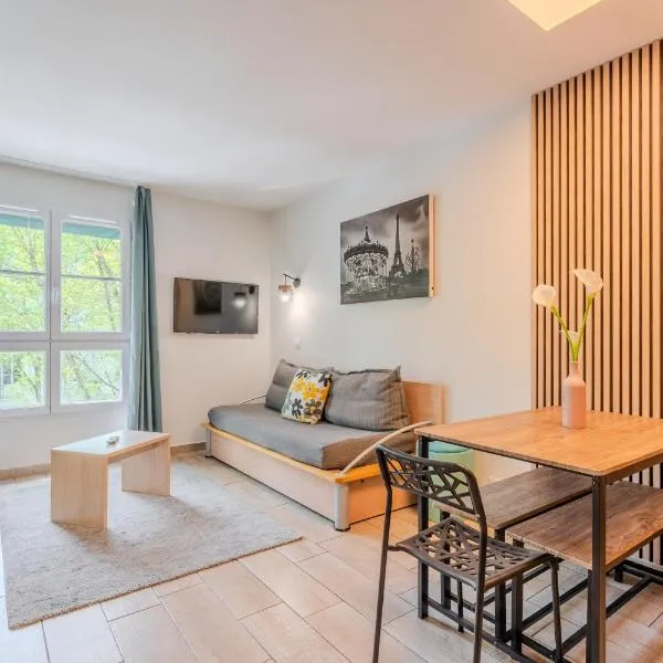 Disneyland Paris perfect for 5 !, hotel u Serrisu