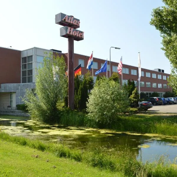 Atlas Hotel Holiday, hotel Spijkenissében