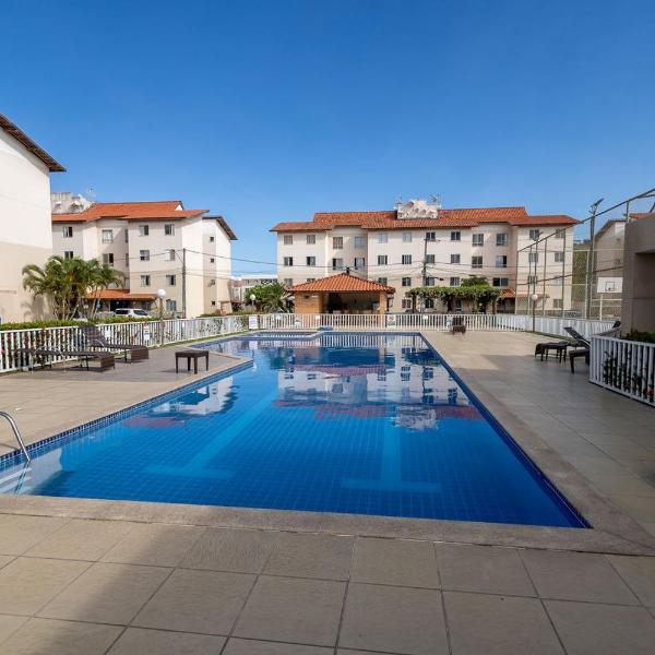Apto a 300 m da Praia do Sul com Piscina e Quadra