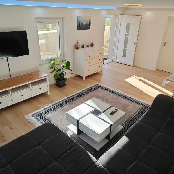 Ferienwohnung ERSO، فندق في Wutöschingen
