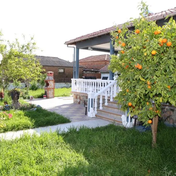 Jannas Home, hotel Néa Karyá városában