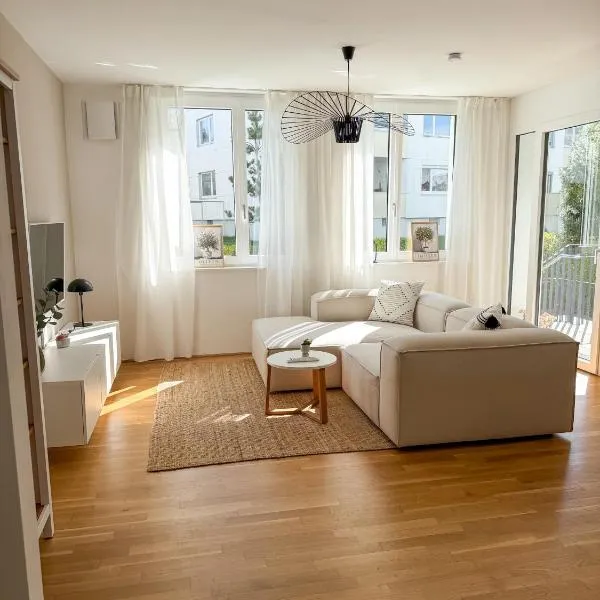 Modernes Apartment mit Garten am Traunsee, hotel u gradu Gmunden