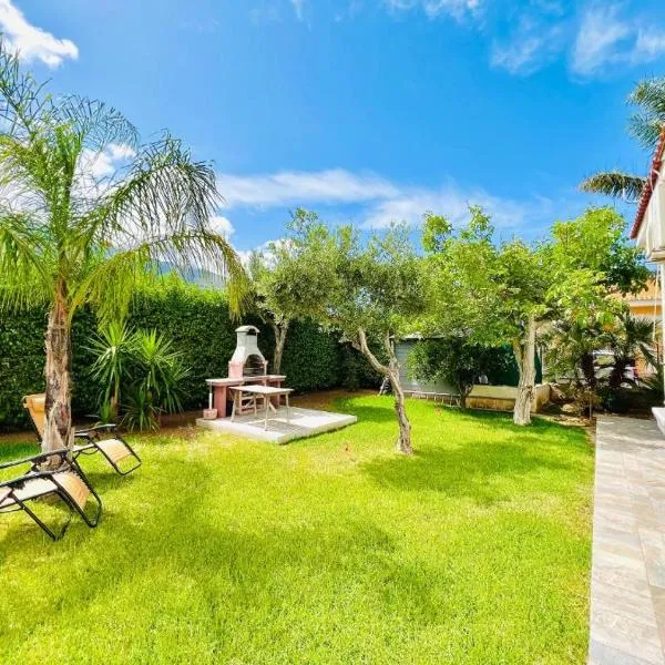 Nature House ND villetta tra mare e aeroporto, con giardino e parcheggio, Hotel in Carini