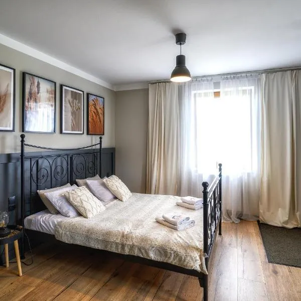 Przystanek Babia Apartamenty, hotel in Lipnica Wielka