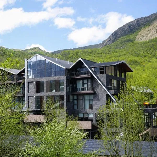 Grotto Resort & Restaurant, hotel em Quba