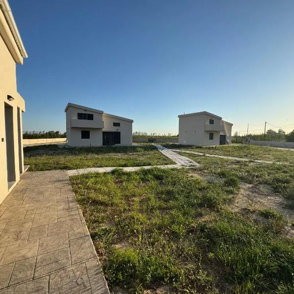 MareMonti VILLAS, hotel em Sidhirodhromikós Stathmós Krioneríou