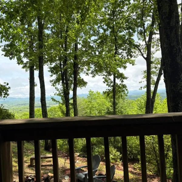 Mae’s Cottage in the Clouds, hotel en Blue Ridge