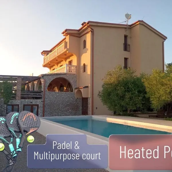 B&B Tonivale - Heated Pool, Padel & Meeting Room, hotel din Skrbčići
