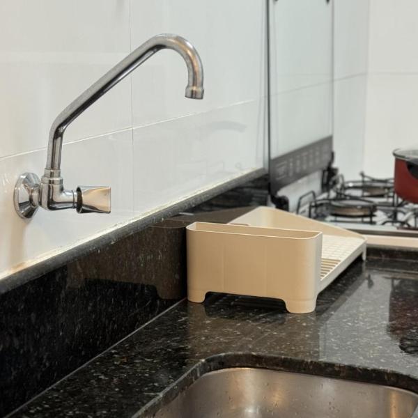 Casa Bairro Glória com PISCINA - CHURRASQUEIRA - 4 PESSOAS - PRAIA com Turismo de Compras - 2 quartos com ar condicionado split - 100 metros da Chocolates Garoto - 2 vagas de garagem - Rede para Descanso e Wi-Fi 600 megas - Melhor localização! - Foto 3
