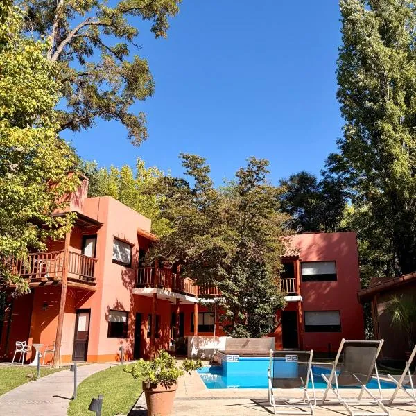 Postales de Chacras de Coria, Hotel in Chacras de Coria