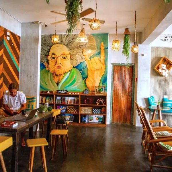 Happiness Hostel El Nido, hotell i El Nido