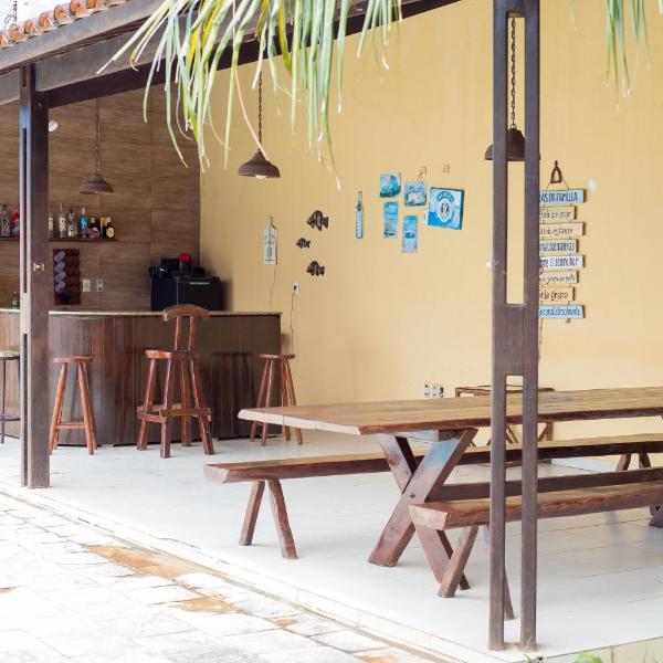 Casa Espaçosa na Barra de São Miguel - 4 Quartos com Ar e Piscina Privativa