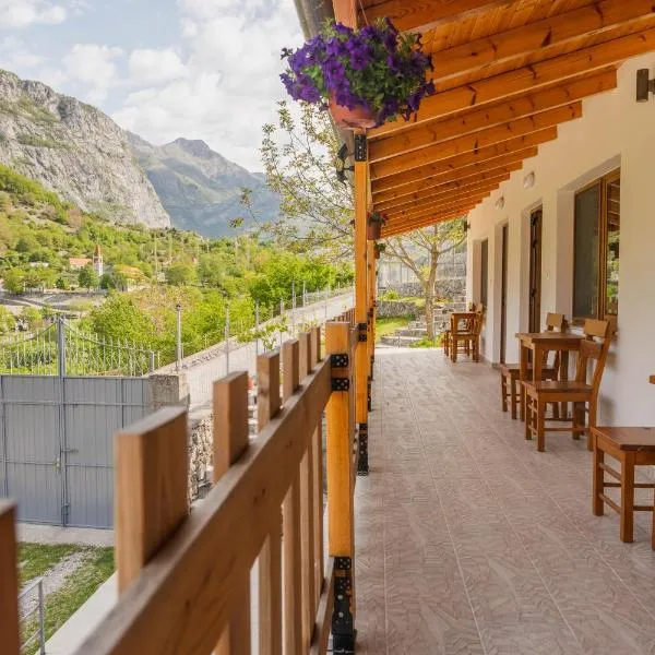 Turi-Selcë, hotel v destinácii Selcë