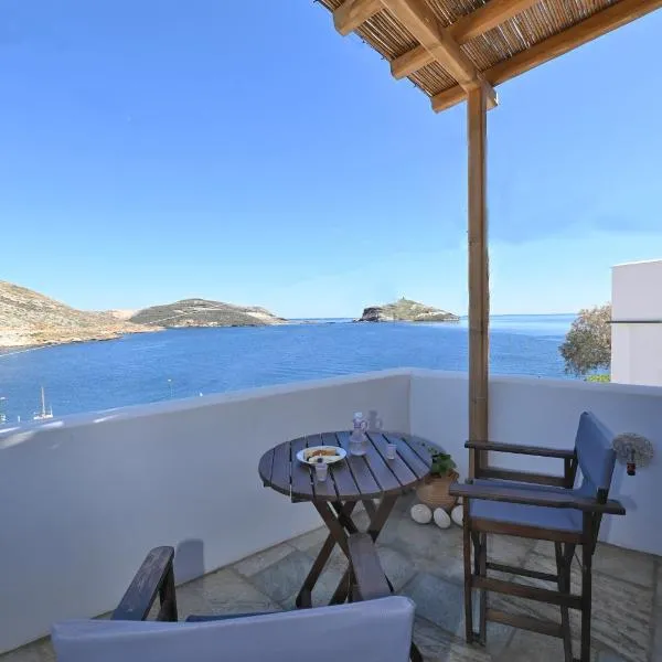 Molos Tinos Cycladic house, hotell i Pánormos