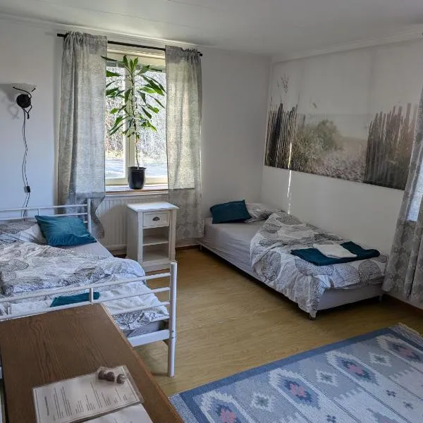 Lägenhet nära kanalen Pralinette BB, hotel a Nykroppa