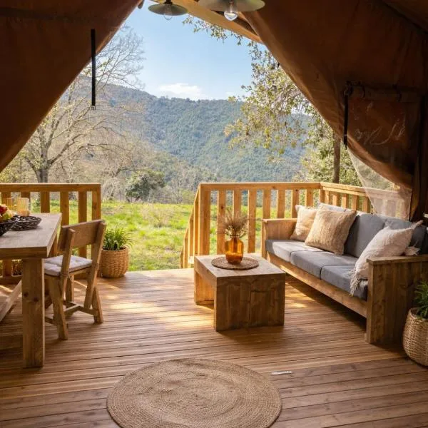 Éco-lodge, tente au cœur d'une forêt nourricière, hotel u gradu 'Castello-di-Rostino'