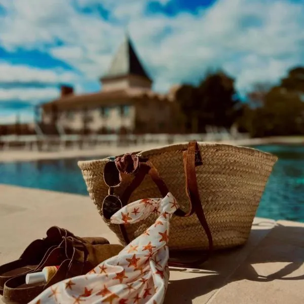 Château du Parc - Gîtes & spas à Pézenas, отель в городе Пезенас