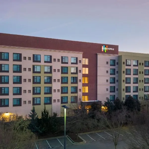 EVEN Hotel Alpharetta - Avalon Area by IHG: Alpharetta şehrinde bir otel