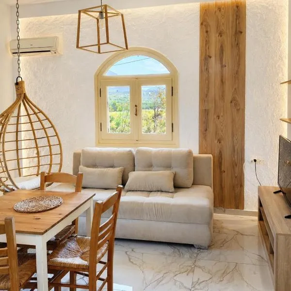 Greek Blue Apartment! small apartment, small bathroom, hotel a Plakias