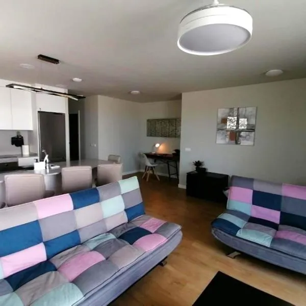 Holiday Apartment in Abades with Pool, hotel en Santa Cruz de Tenerife