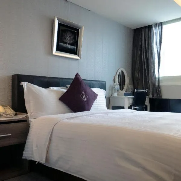 意芙旅店 Ifinn Hotel, hotel en Taipéi