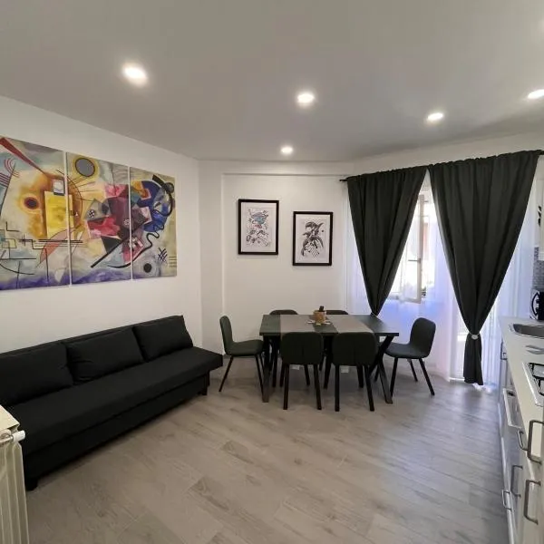 Brothers house, hotel in Genzano di Roma