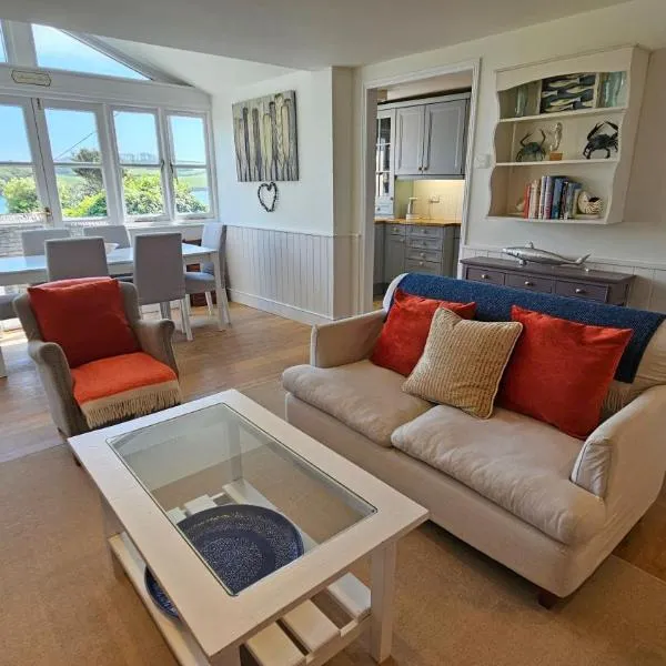 The Summer House, hotel v mestu Saint Mawes