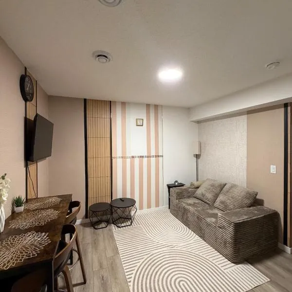 Haverims Cozy and Neat Basement, hotel em Edmonton